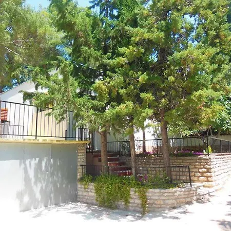 Casa de Férias Oleander Zaboric